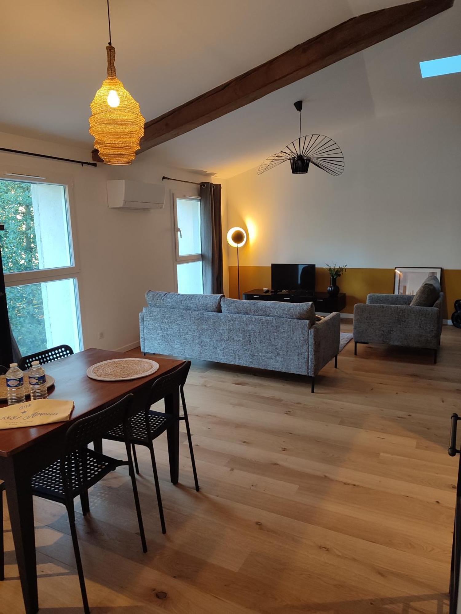 Le Petit 1881 Homestay
